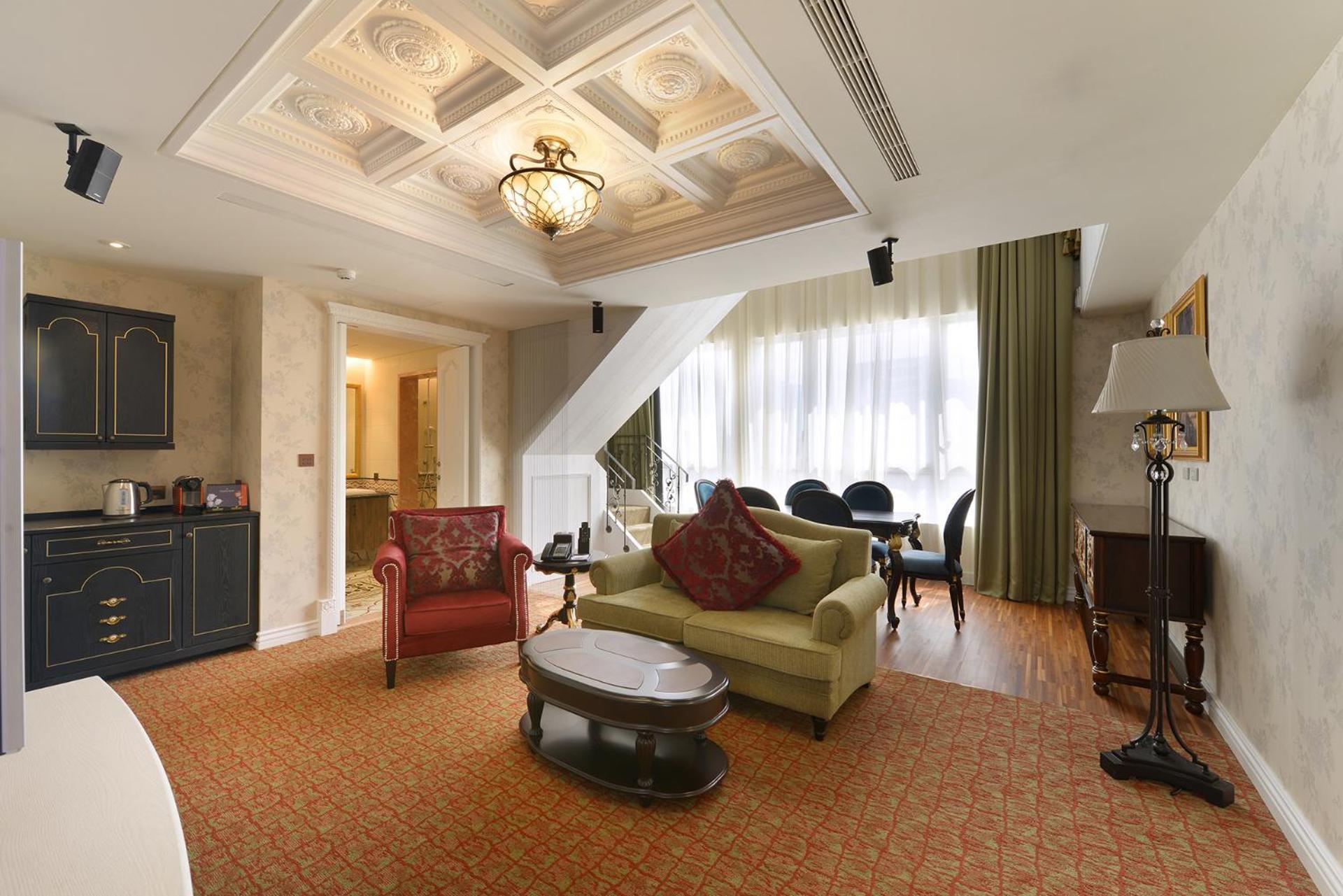 Golden Tulip Rs Boutique Hotel-Тайнань Экстерьер фото
